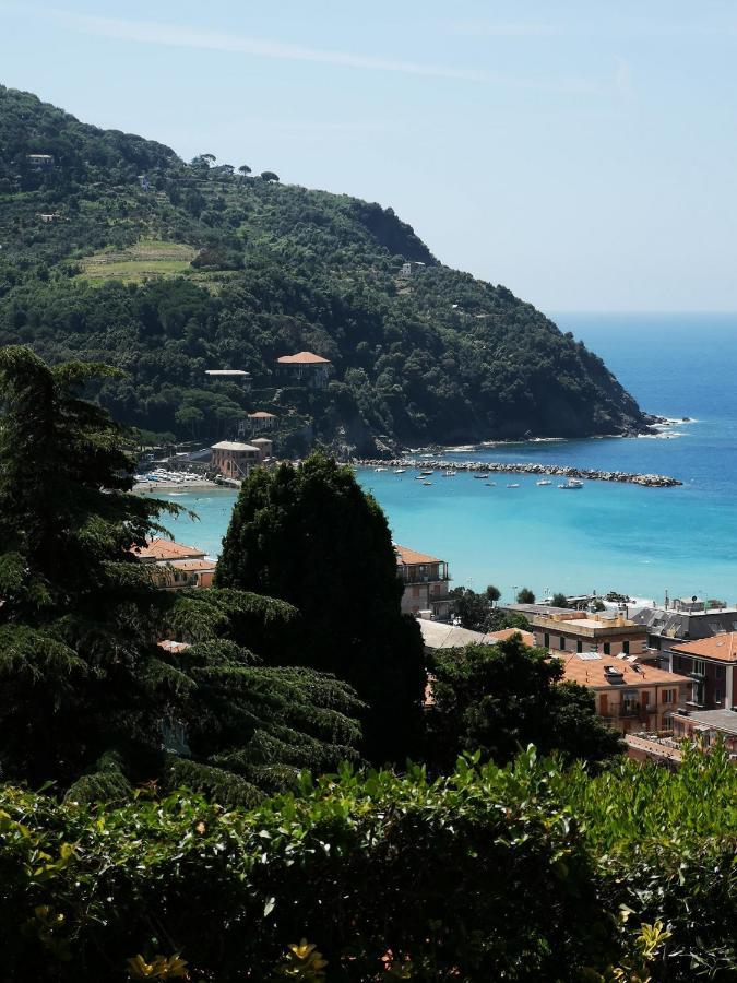 Elegant And Sea View Excelsior Apartment Levanto Exterior foto