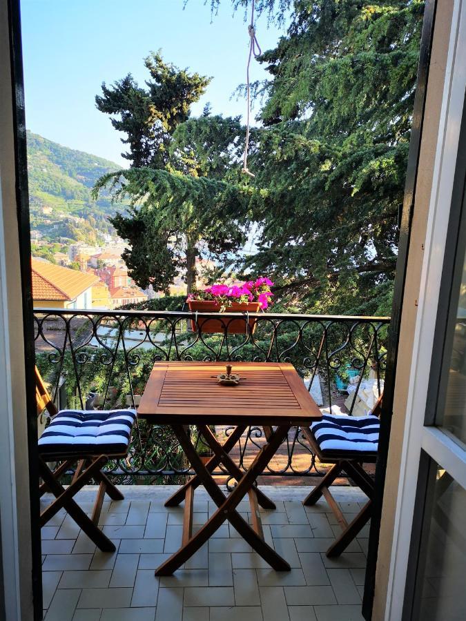 Elegant And Sea View Excelsior Apartment Levanto Exterior foto
